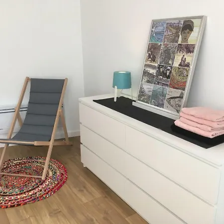 Votre Mini Maison En Plein Coeur Du Centre -terrasse - Et Parking Prive Sur Place Clos - Draps Et Menage Inclus Апартаменты Конкарно